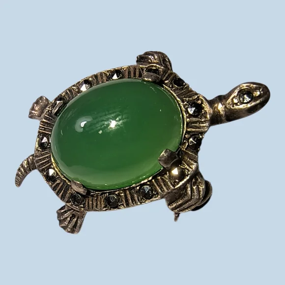 Vintage Germany Turtle Brooch In Sterling Silver With Green Glass And Marcasite - Picture 1 of 10